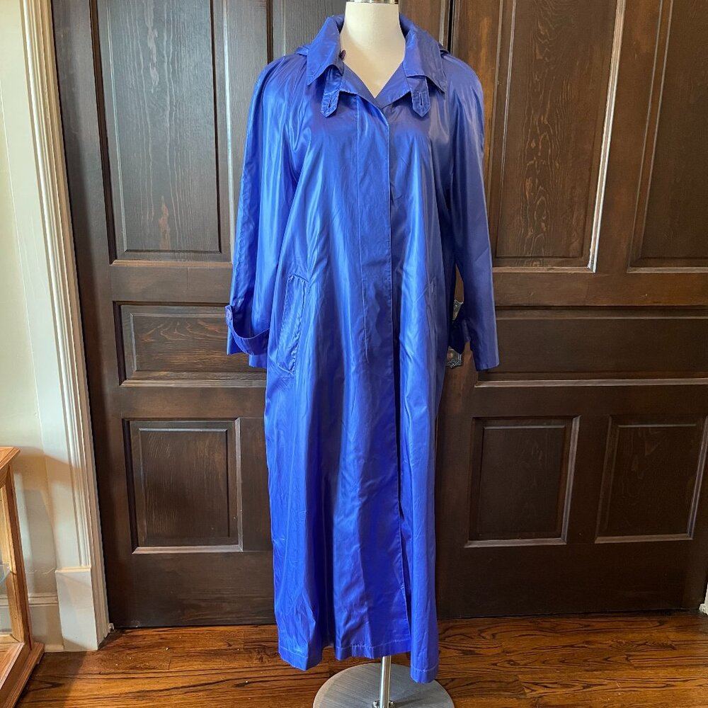 Carol Cohen Collectibles Women's Long Raincoat with Hood Trench Size Missy M